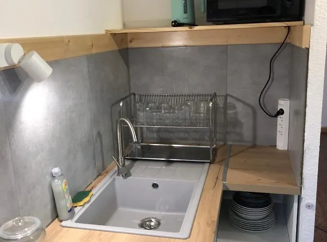 Le Boho / Rent4night דירה גרנובל